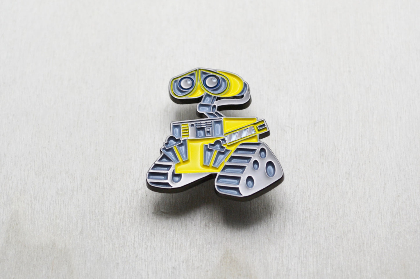 Wall-E Pin