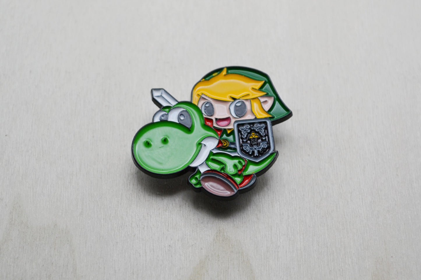 Link & Yoshi Pin
